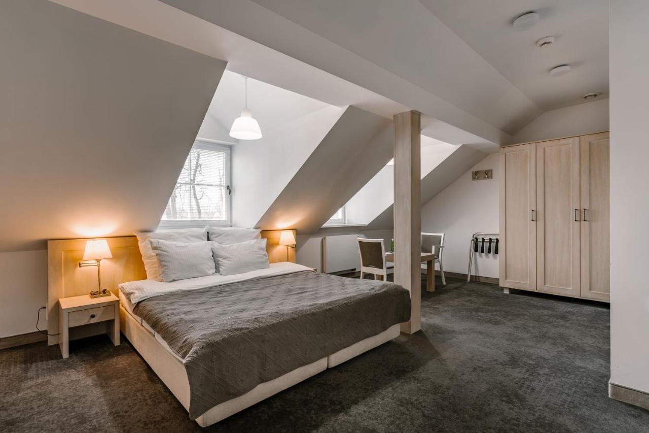 Hotel&Spa Dwor Droblin Leśna Podlaska Exteriör bild